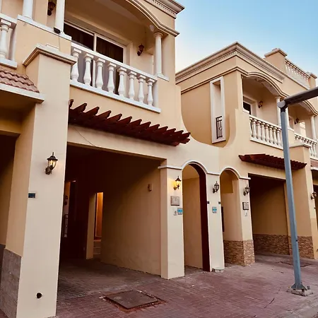 Western Townhouse With Swimming Pool Ras al-Khaimah Exterior photo